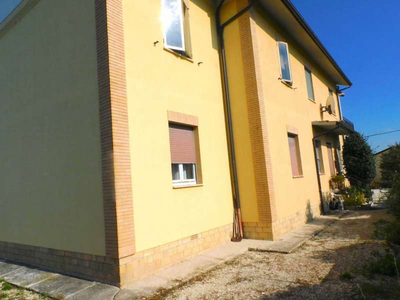 Appartamento con corte e garage a due passi dal centro cittadino