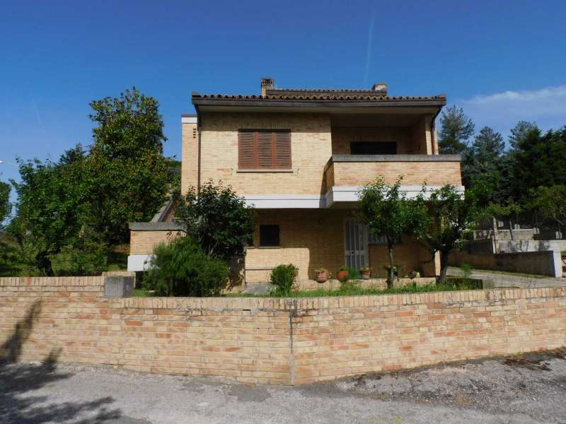 Modern Villa in San Ginesio 