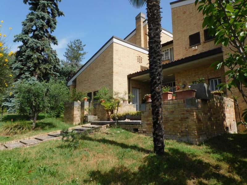 Modern Villa in San Ginesio 