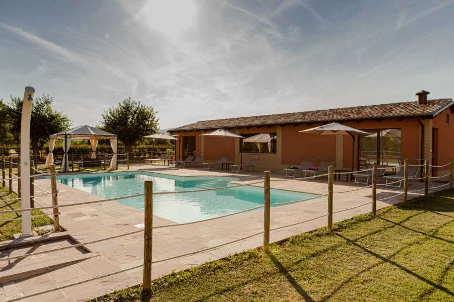 Luxury Farmhouse Casale San Lorenzo