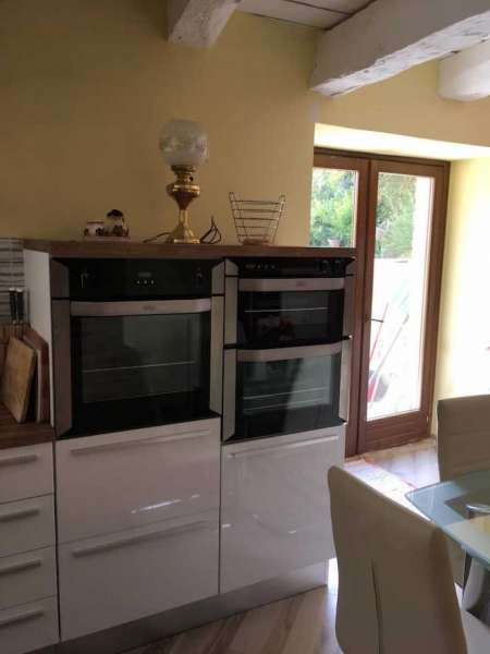 Farmhouse with garden in Penna San Giovanni (MC)