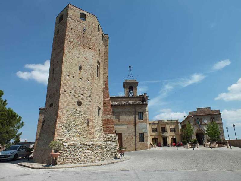 Terracielo nel cuore di Ripe San Ginesio, il piccolo gioiello delle Marche 