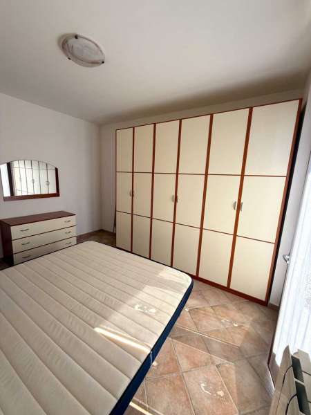 Proprietà pronta da vivere con ampio garage