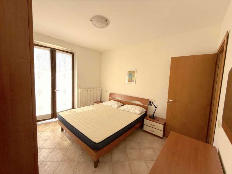 Proprietà pronta da vivere con ampio garage