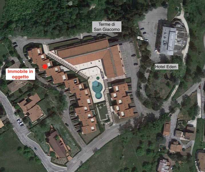 Proprietà pronta da vivere con ampio garage