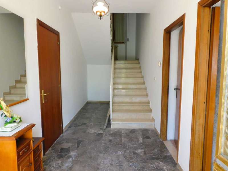 Casale con corte a San Ginesio