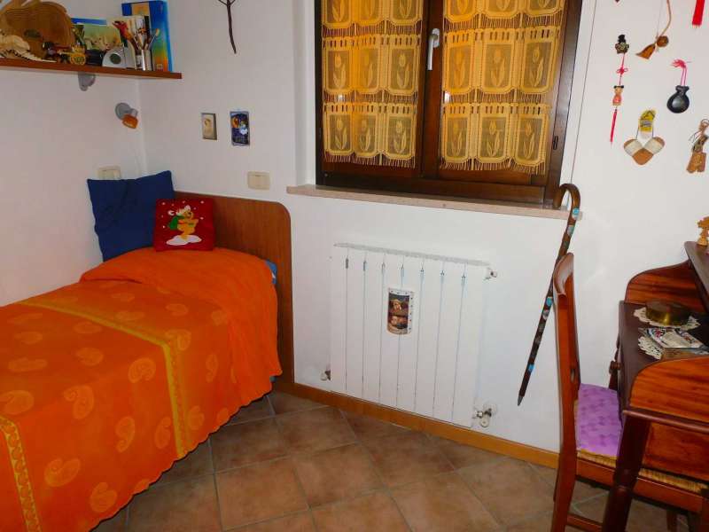 Appartamento in villetta a schiera a Sarnano prospiciente le terme di San Giacomo