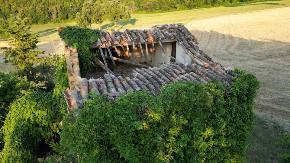 Ruins and agricultural land in San Ginesio