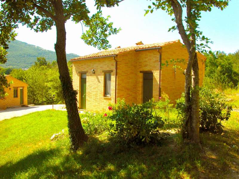 Big Farmhouses in central italy