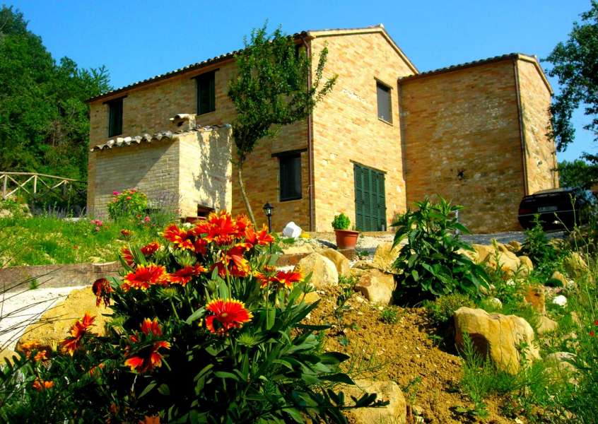 Big Farmhouses in central italy