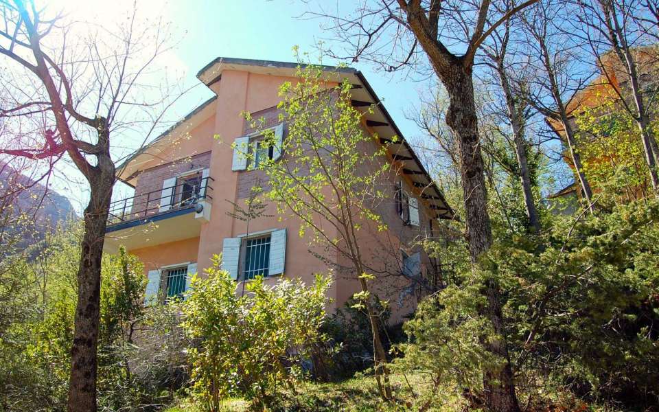 detached villa Sarnano Piobbico