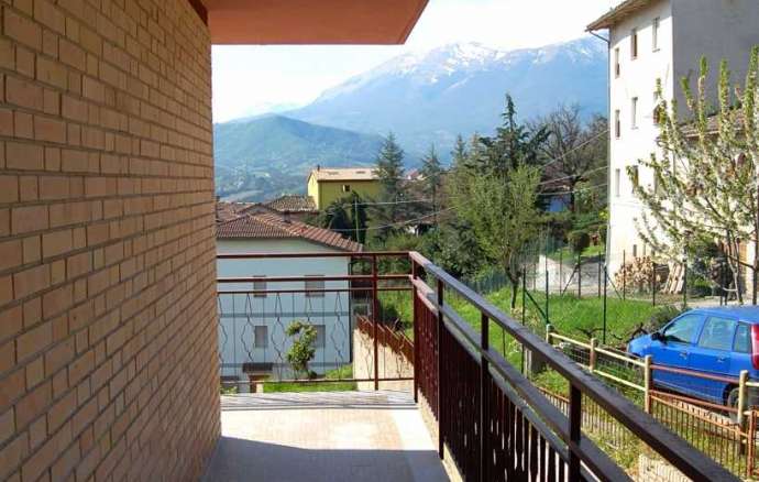Apartment in Sarnano with panoramic view