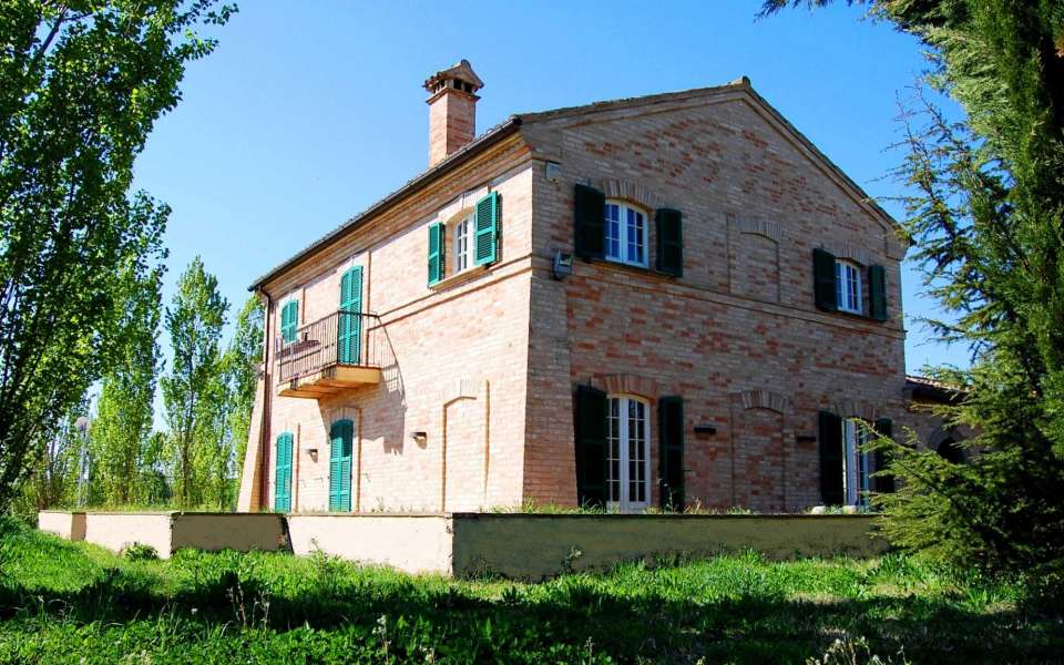 Magnific Villa in the countryside of Macerata