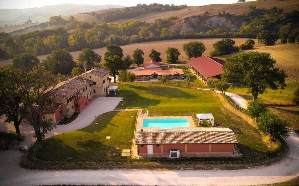 Luxury Farmhouse Casale San Lorenzo